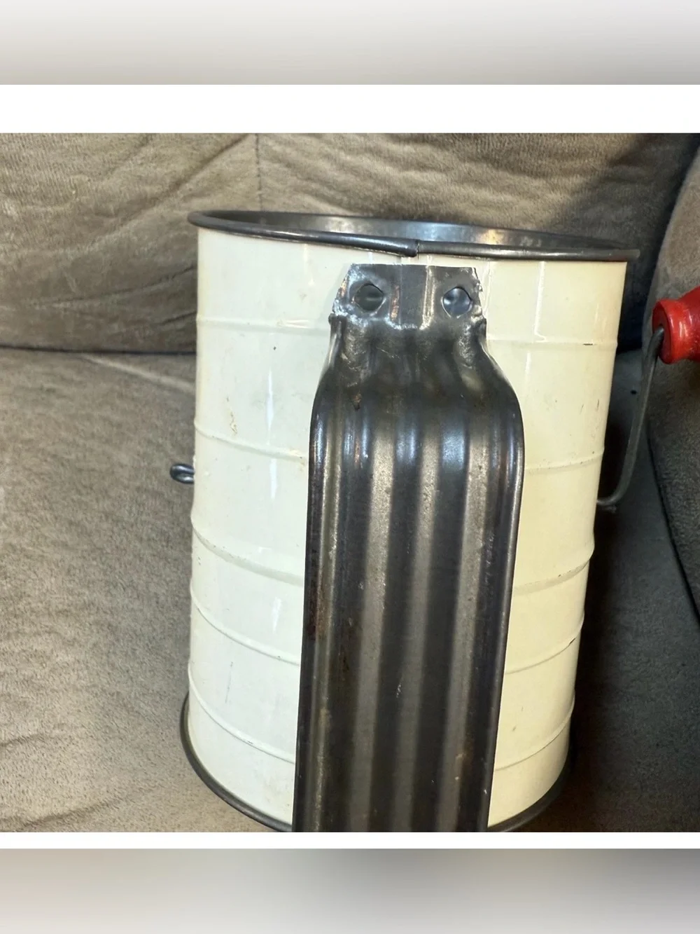Vintage 50’s Bromwell’s 3-Cup Flour Sifter with Red Apples Design Retro Kitchen